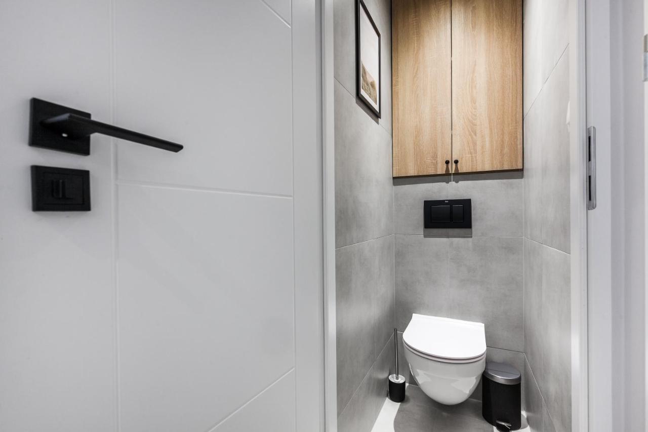 Appartement Pokoje Gdansk Zaspa - Pilotow 20B, 800M Skm-Zaspa, Odleglosc Do Morza 3Km Extérieur photo