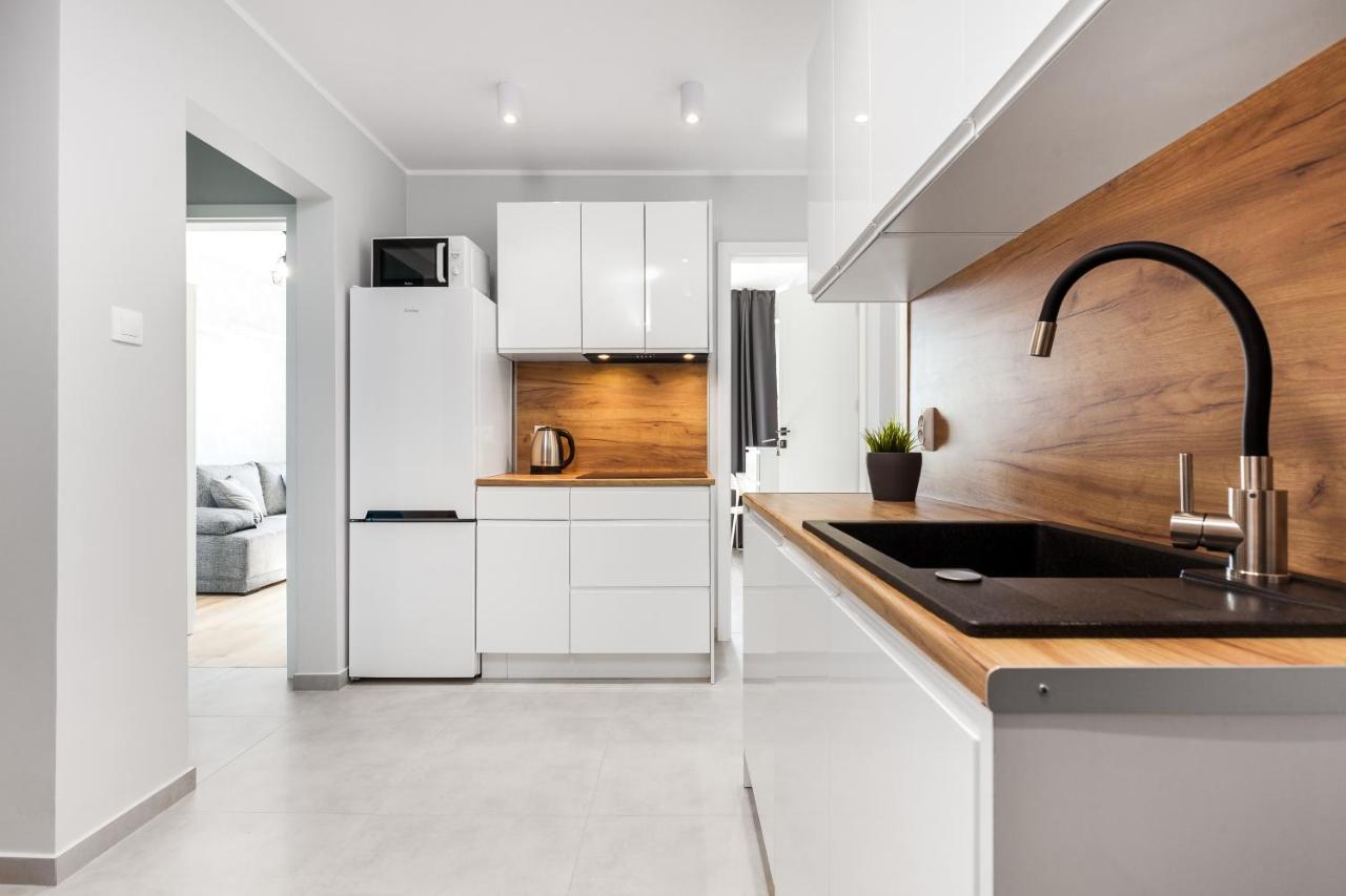 Appartement Pokoje Gdansk Zaspa - Pilotow 20B, 800M Skm-Zaspa, Odleglosc Do Morza 3Km Extérieur photo